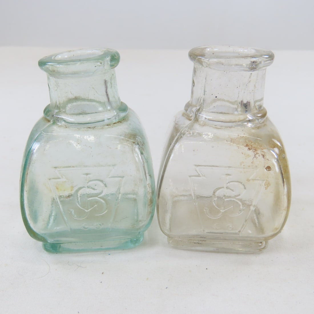 Ink Bottles, Ink Wells, Nibs & Pens - 4