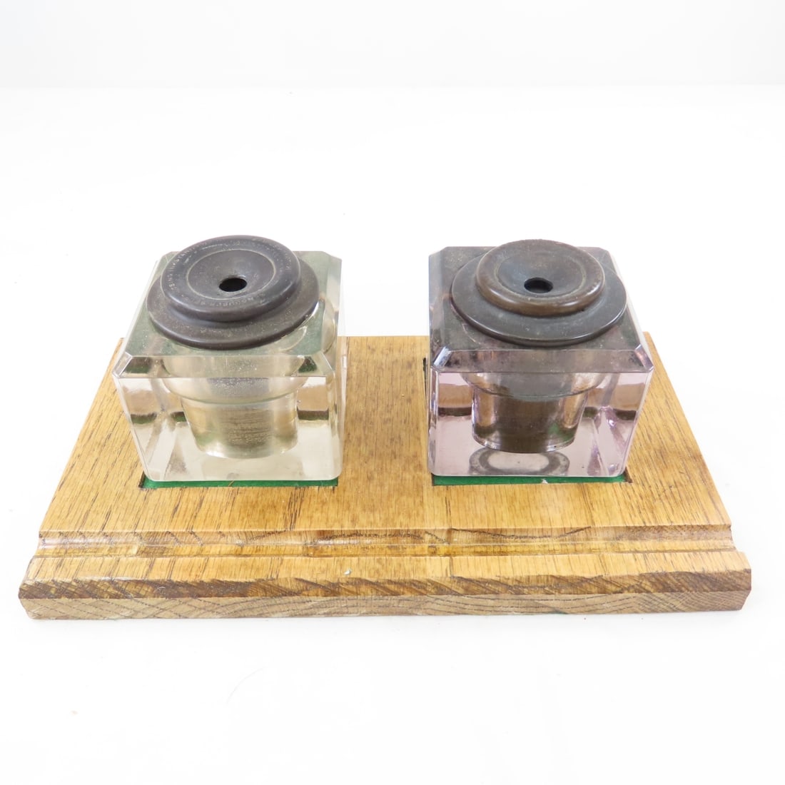 3 Sengbusch No. 51 Self-Closing Inkwells - 2