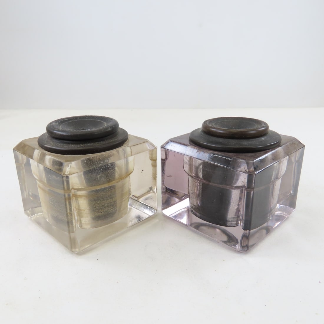 3 Sengbusch No. 51 Self-Closing Inkwells - 6