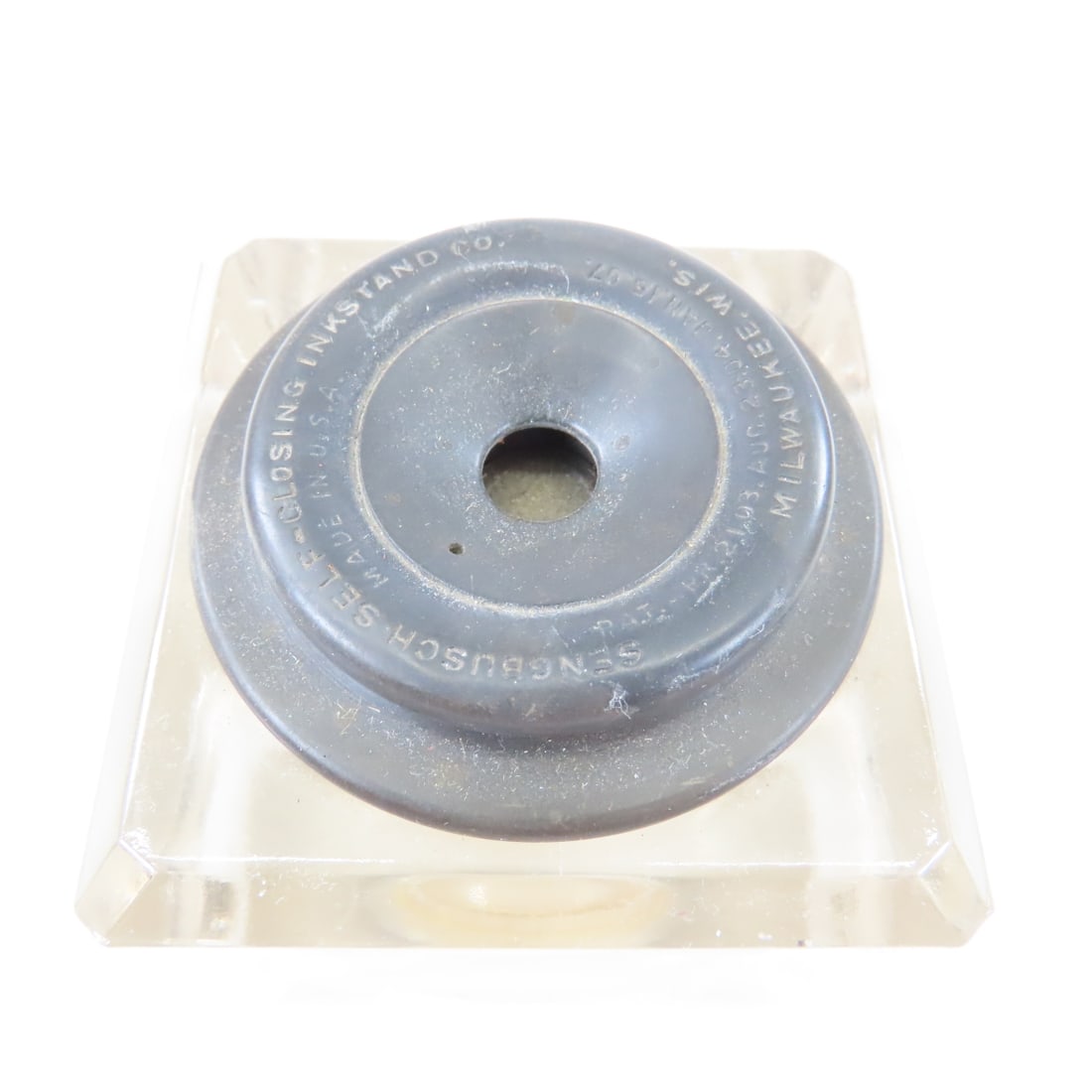 3 Sengbusch No. 51 Self-Closing Inkwells - 8