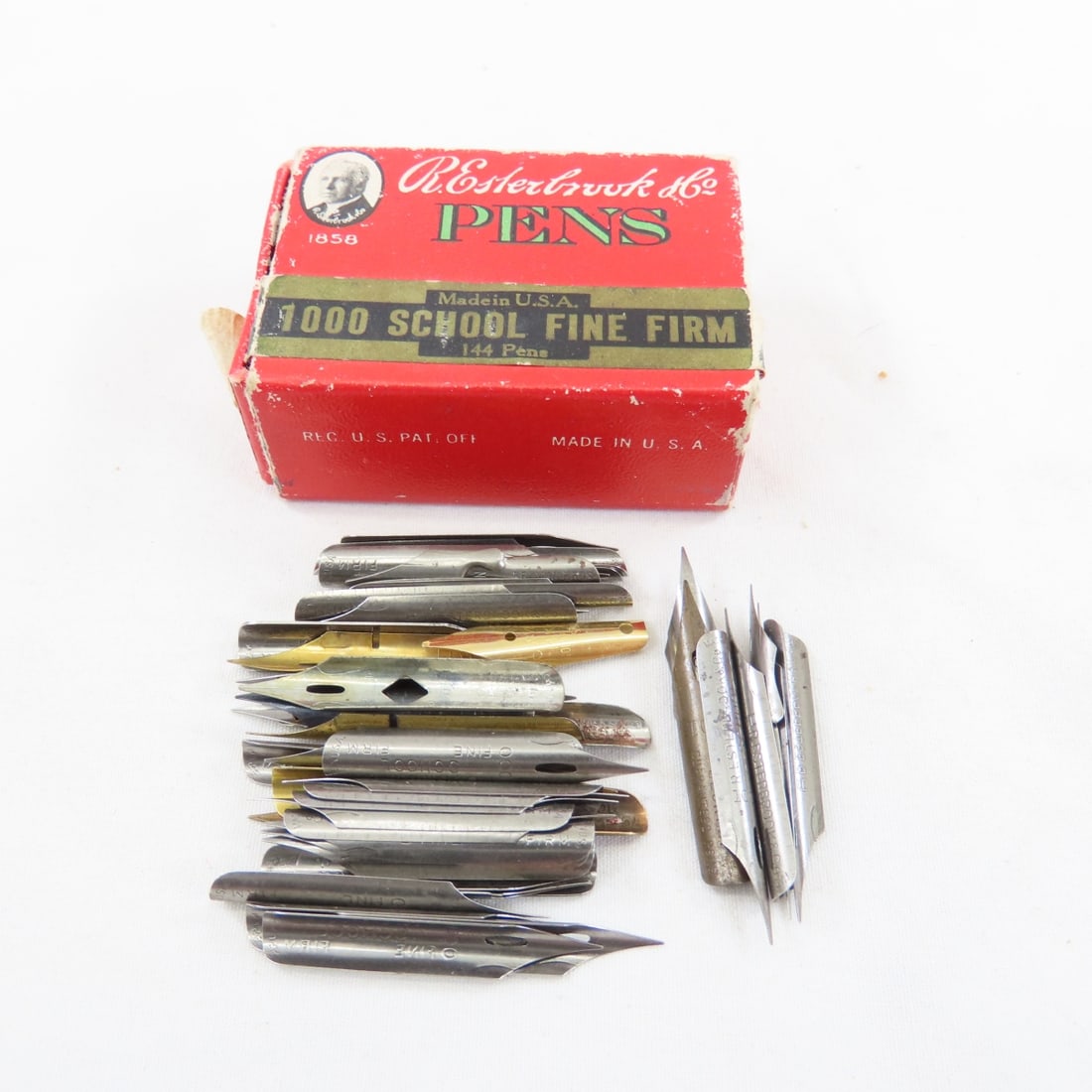 5 Esterbrook Fountain Pens & Fountainwell No 444 - 11