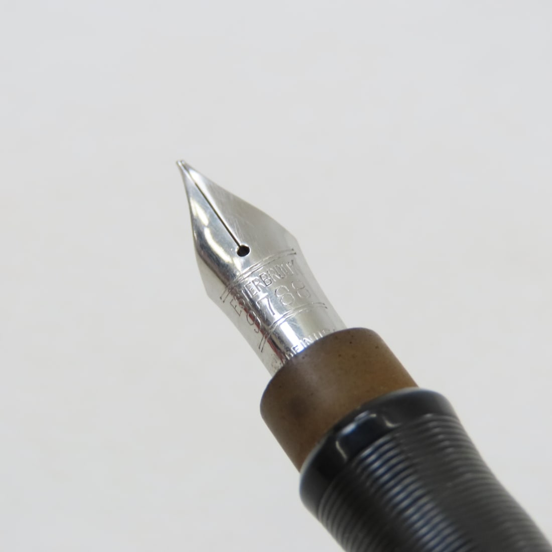 5 Esterbrook Fountain Pens & Fountainwell No 444 - 3