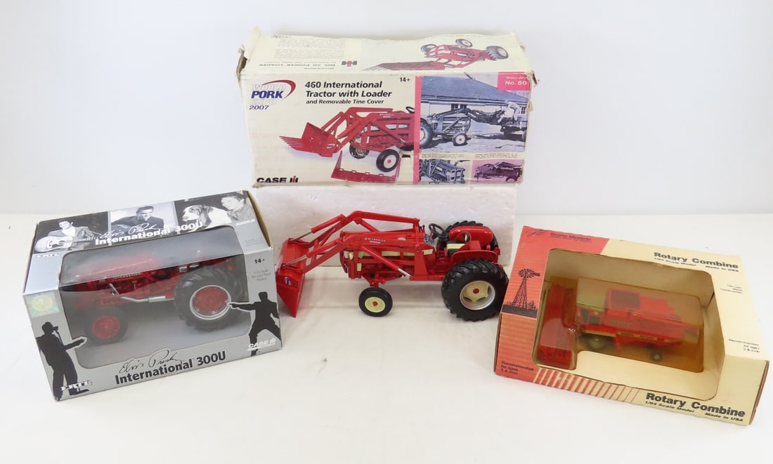 3 ERTL Diecasts: Elvis, Combine & World Pork Expo: 3 ERTL Diecasts: Elvis, Combine & World Pork Expo - Elvis Presley 1/16 International 300 U with box, Scale Models 1/16 Rotary Combine Massey 8590, Case IH 460 International tractor with loader from