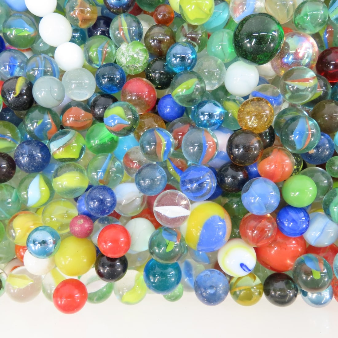 16 Pounds of Vintage & Modern Machine Made Marbles - 11