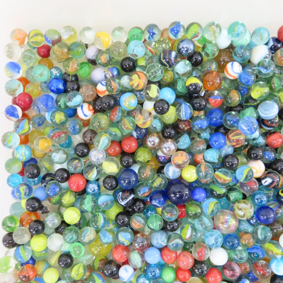 16 Pounds of Vintage & Modern Machine Made Marbles - 15