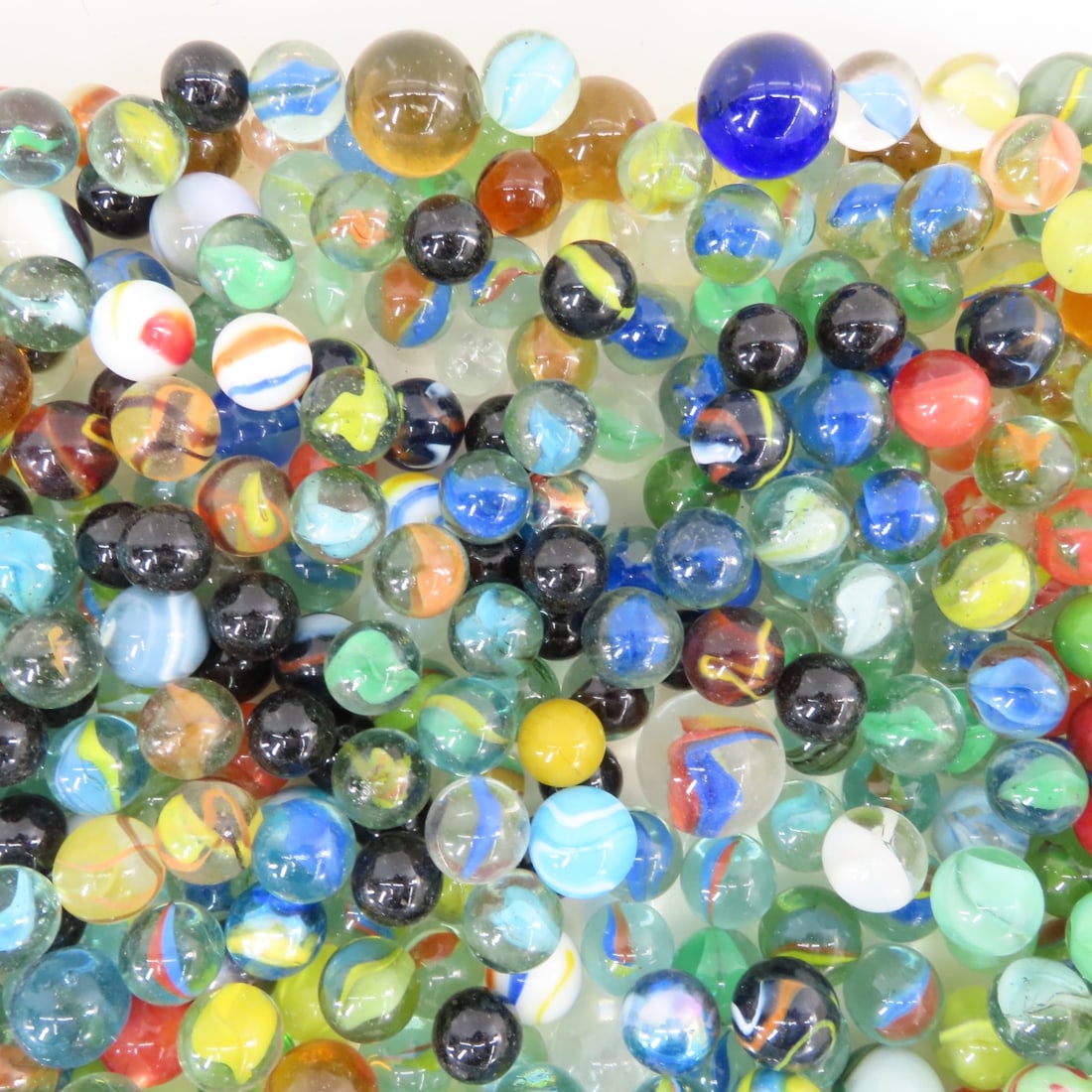 16 Pounds of Vintage & Modern Machine Made Marbles - 4