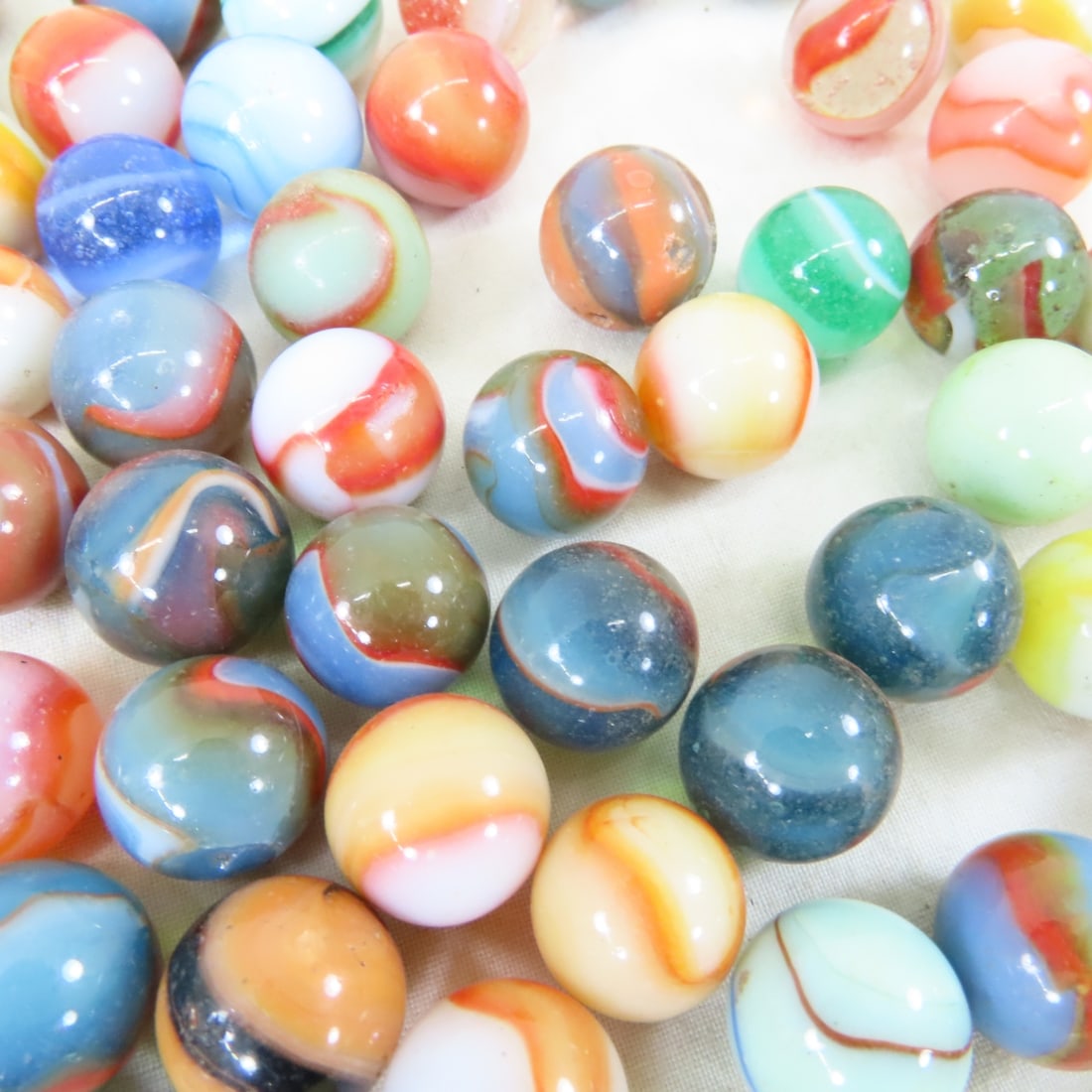 Over 3 Pounds Vintage Peltier Marbles - 9