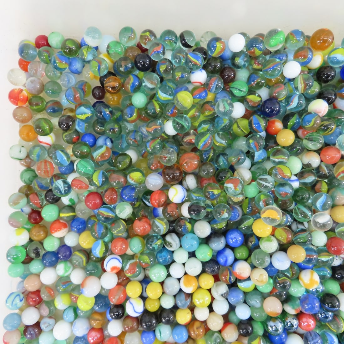 16 Pounds of Vintage & Modern Machine Made Marbles - 15