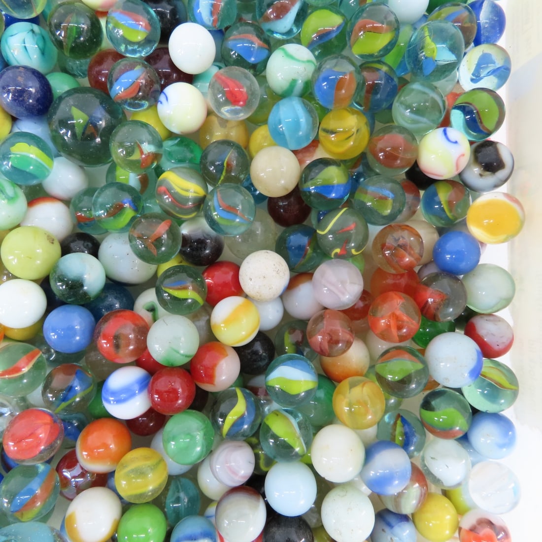 16 Pounds of Vintage & Modern Machine Made Marbles - 9