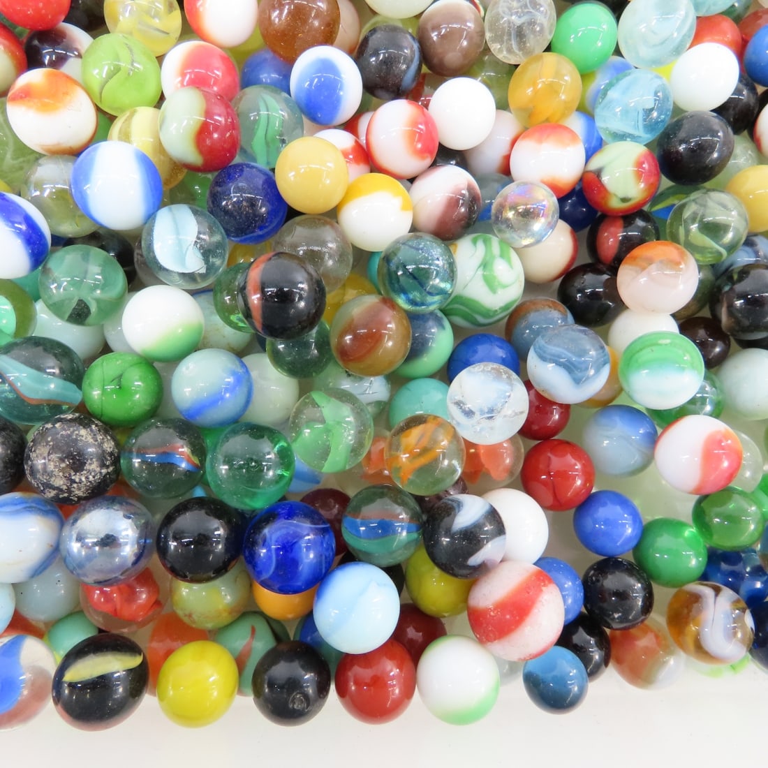 16 Pounds of Vintage & Modern Machine Made Marbles - 12