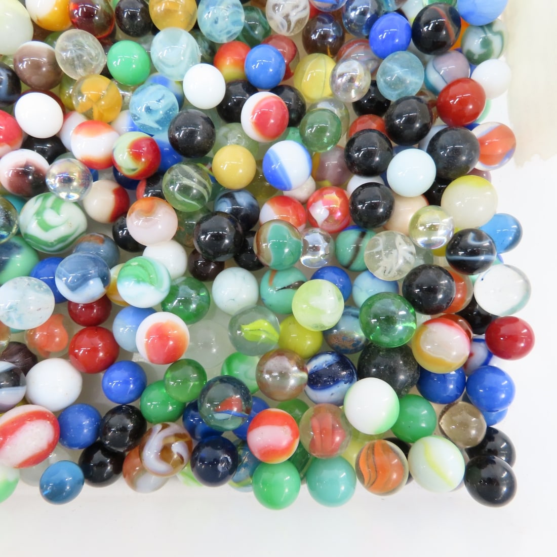 16 Pounds of Vintage & Modern Machine Made Marbles - 13