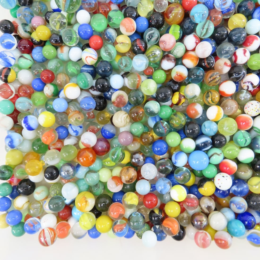 16 Pounds of Vintage & Modern Machine Made Marbles - 17