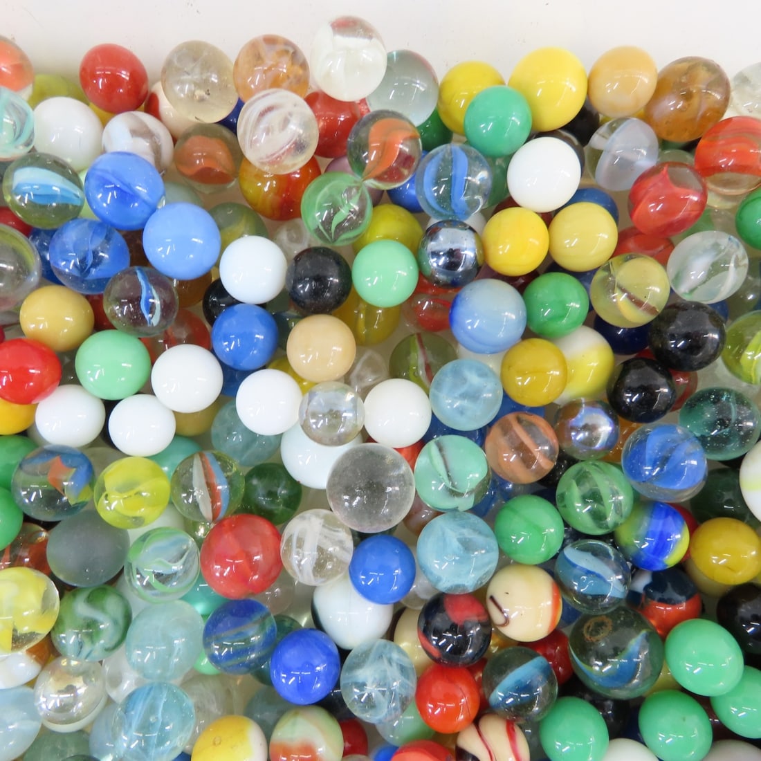16 Pounds of Vintage & Modern Machine Made Marbles - 4
