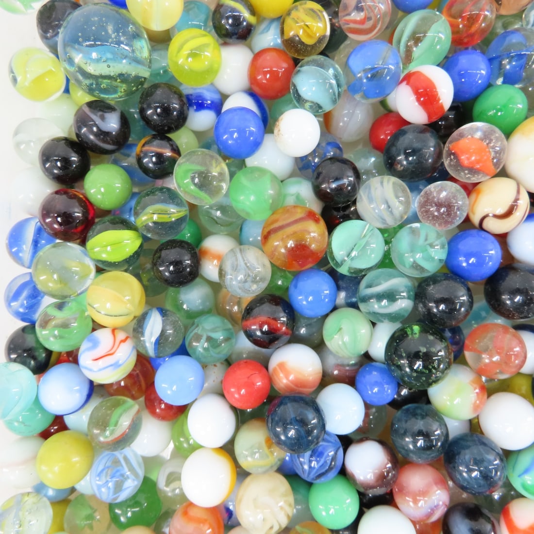 16 Pounds of Vintage & Modern Machine Made Marbles - 6