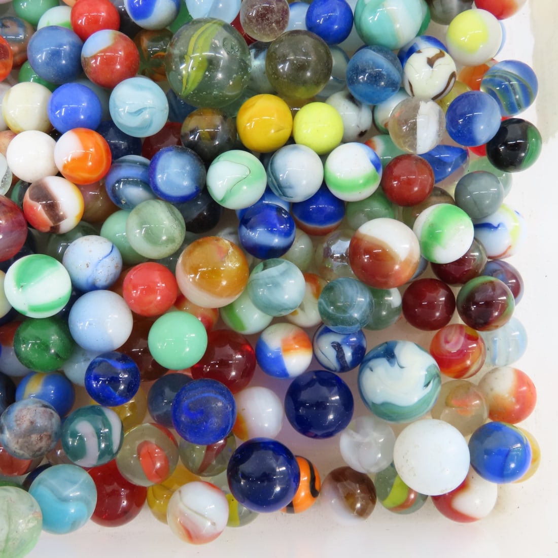 14 Pounds of Vintage & Modern Machine Made Marbles - 13