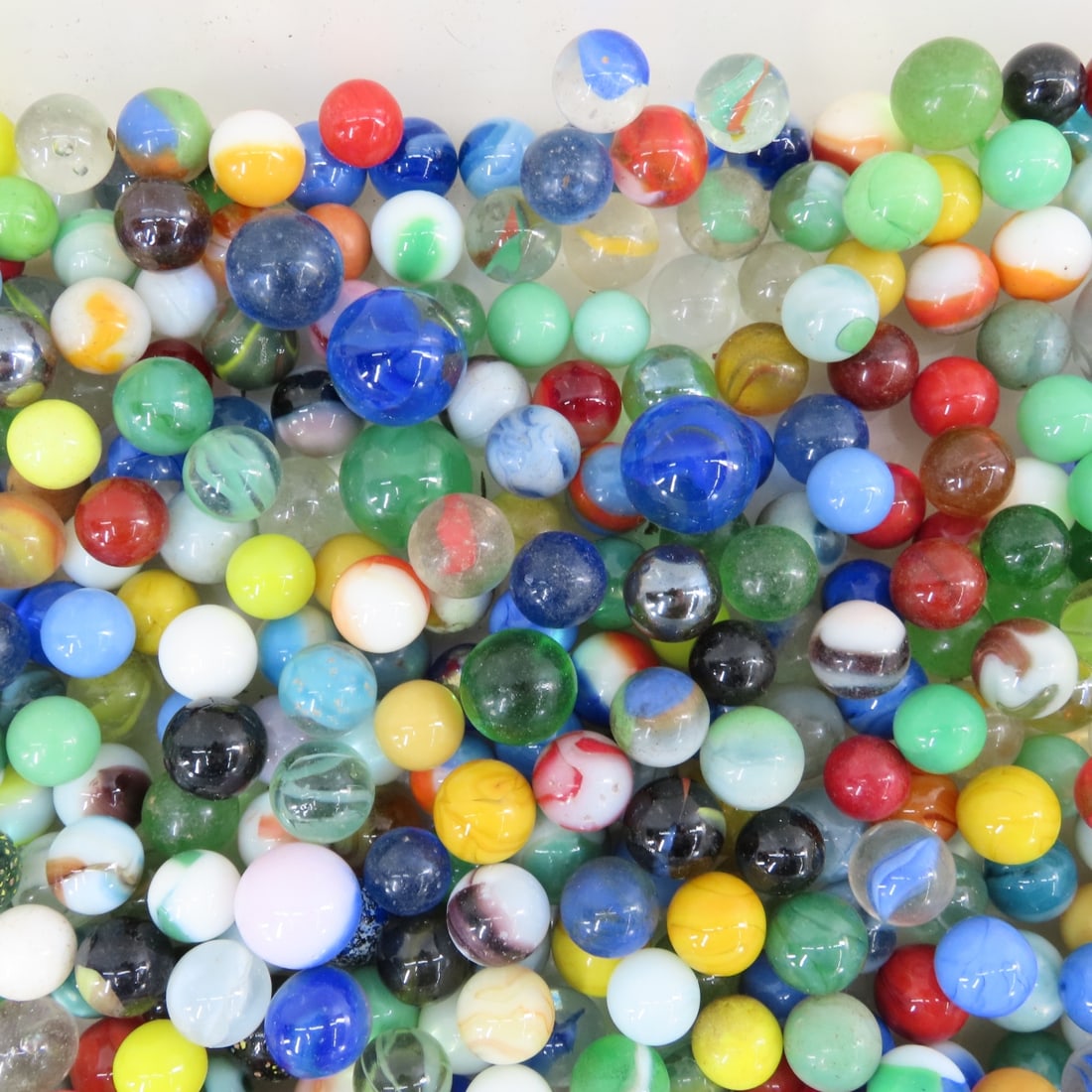 14 Pounds of Vintage & Modern Machine Made Marbles - 4