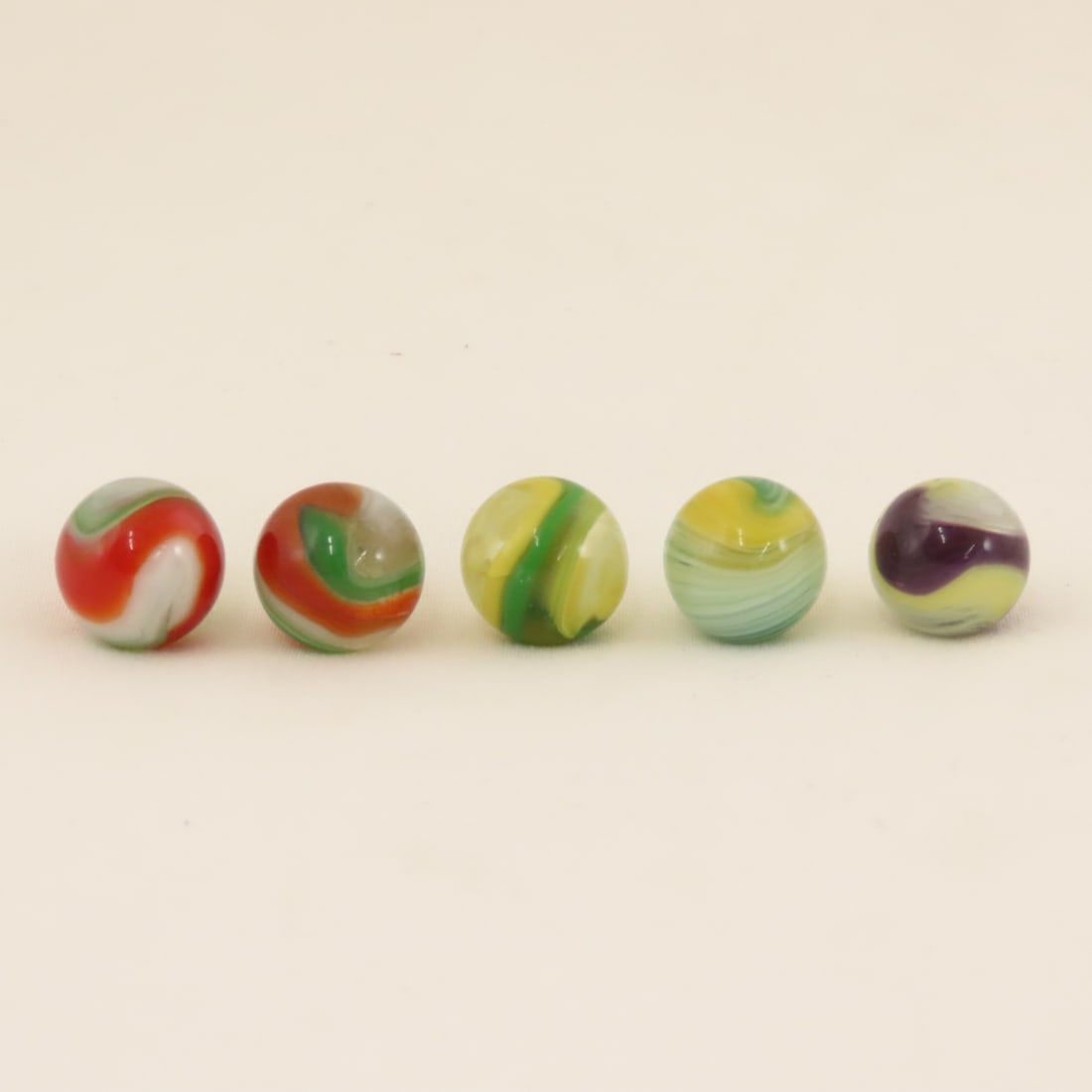 15 Akro Agate Popeye Marbles - 16