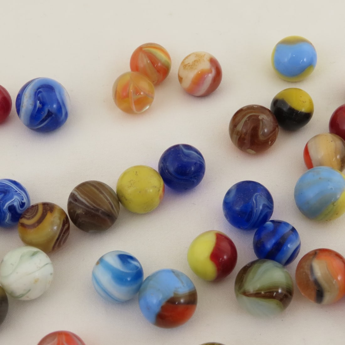 Mixed Vintage Machine Made Marbles - 3