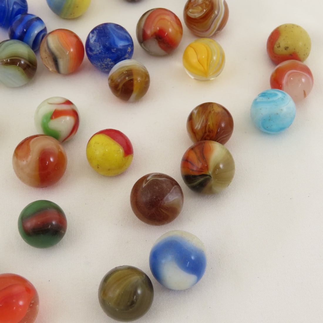 Mixed Vintage Machine Made Marbles - 5