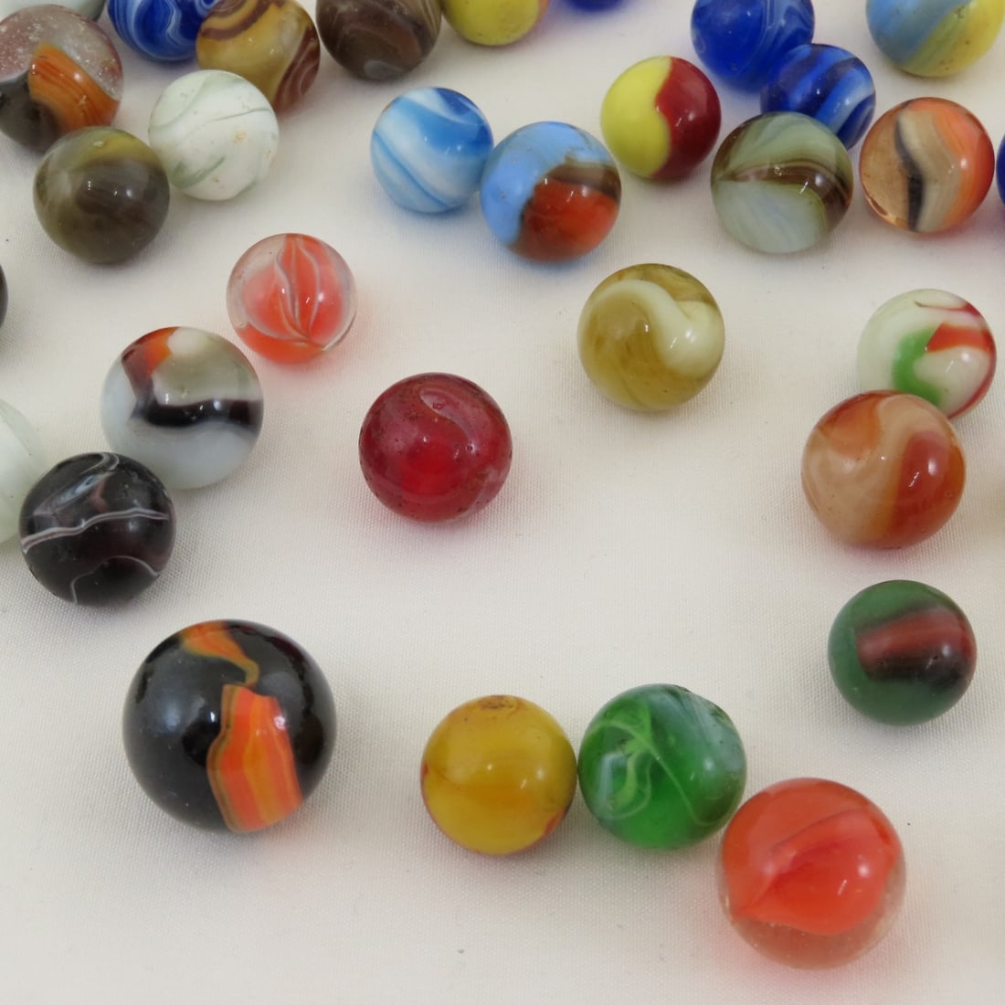 Mixed Vintage Machine Made Marbles - 6