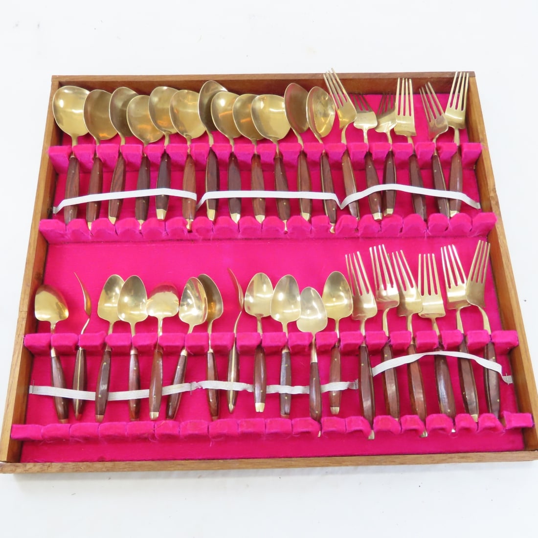 Bangkok Jewelry 144 pc Brass Flatware Set for 12 - 15