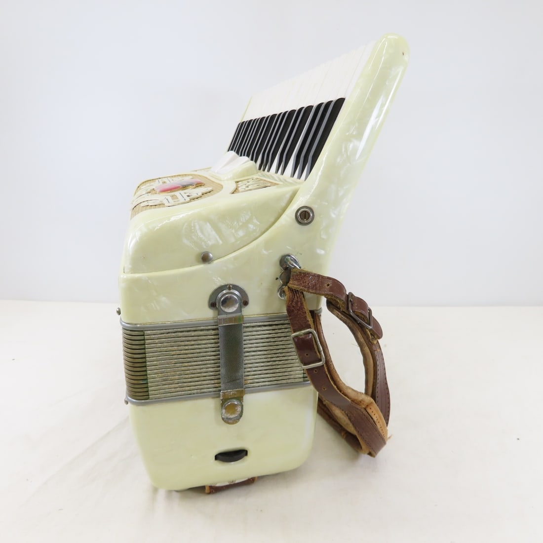 1950's Francini Italian Piano Accordion - 7