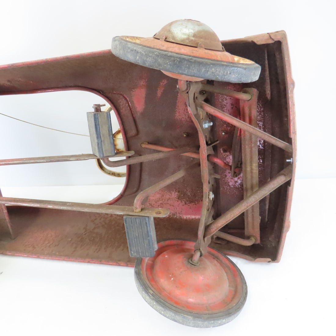 Battalion No 1 Pedal Fire Truck with Bell - 12