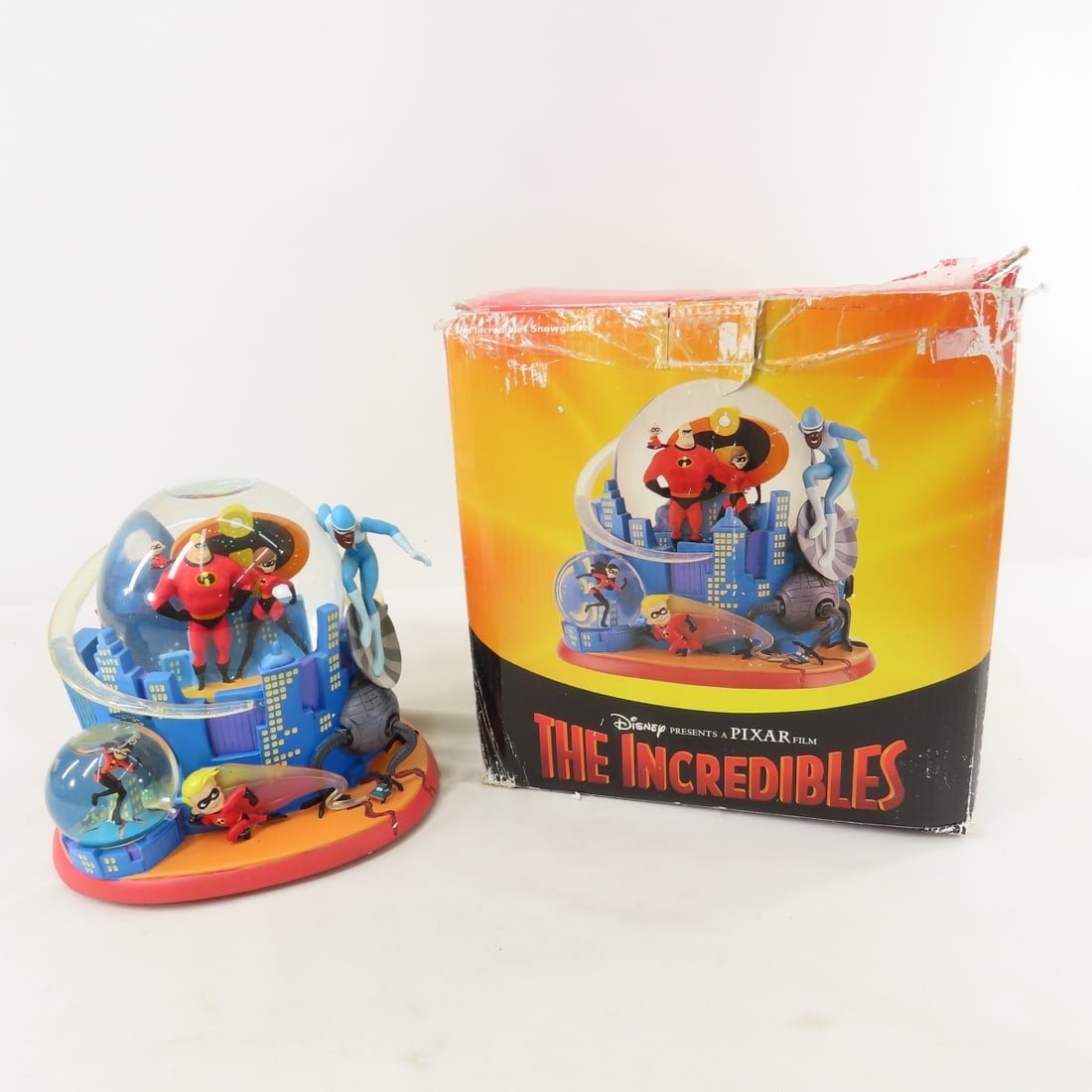 Disney Snow White & The Incredibles Snow Globes - 2
