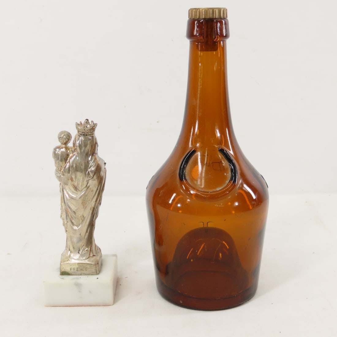 Antique Barrel, Thermometer & Collectibles - 15
