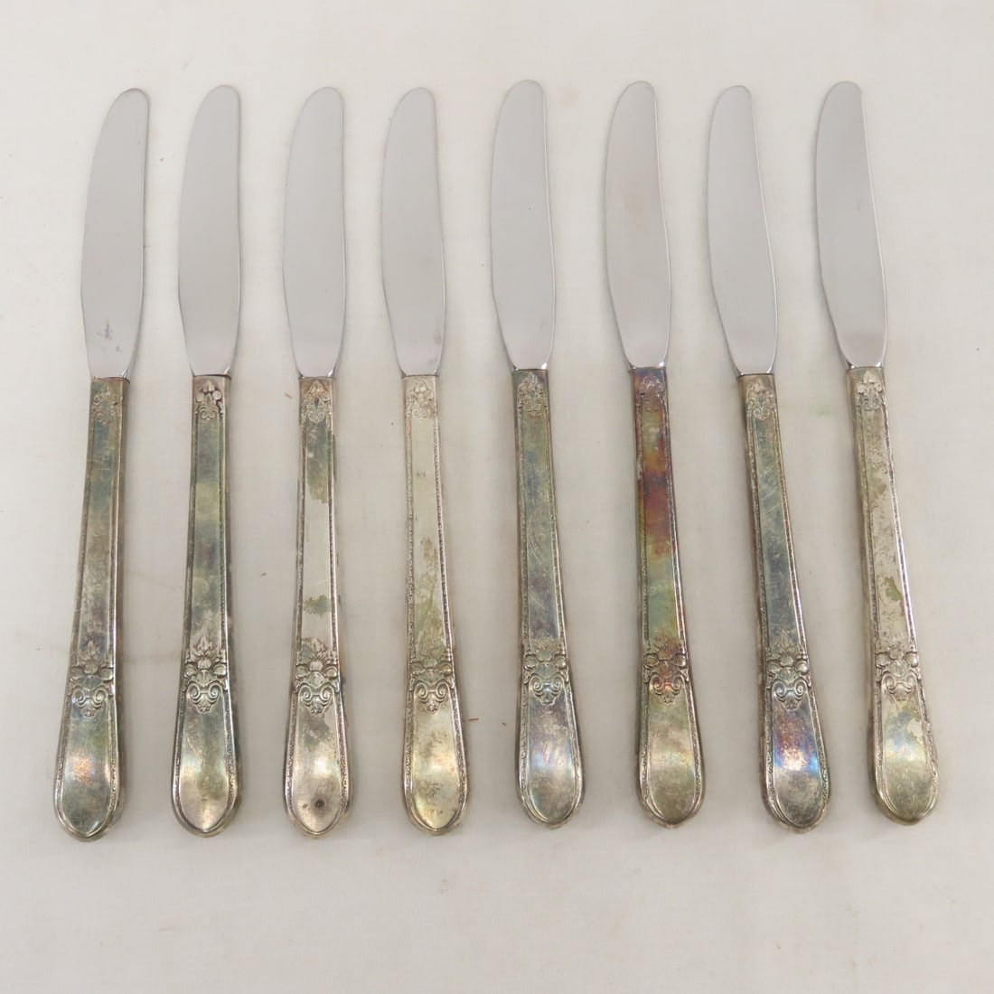 Rogers Bros. Adoration Silverplate Set for 8 - 3
