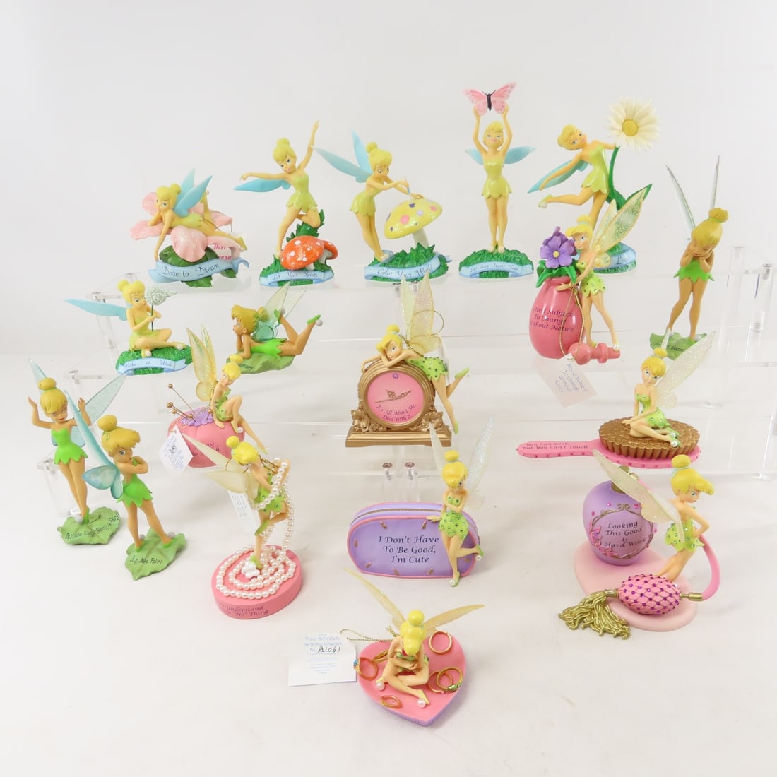 18 The Hamilton Collection Tinker Bell Figures (1 of 17)
