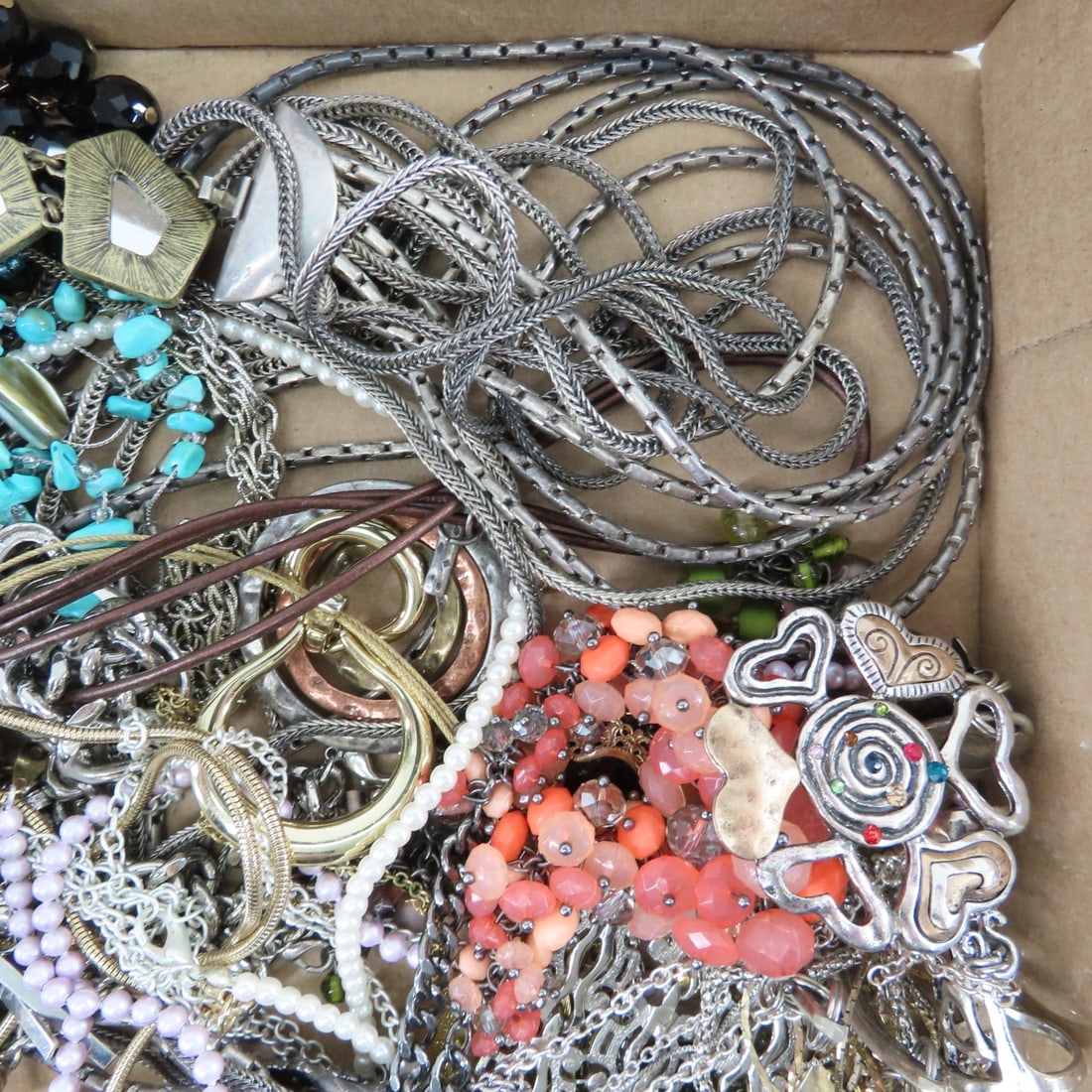 Modern Statement & Fashion Jewelry - 6