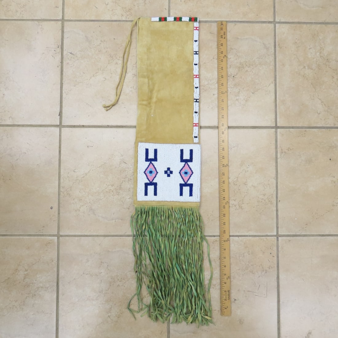 Native American Beaded & Fringed Pipe Bag - 6