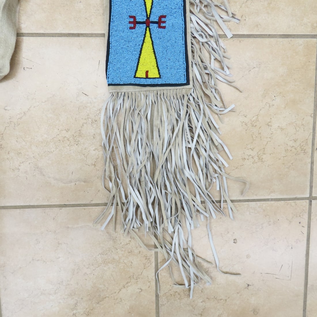 Native American Beaded & Fringed Rifle Scabbard - 4