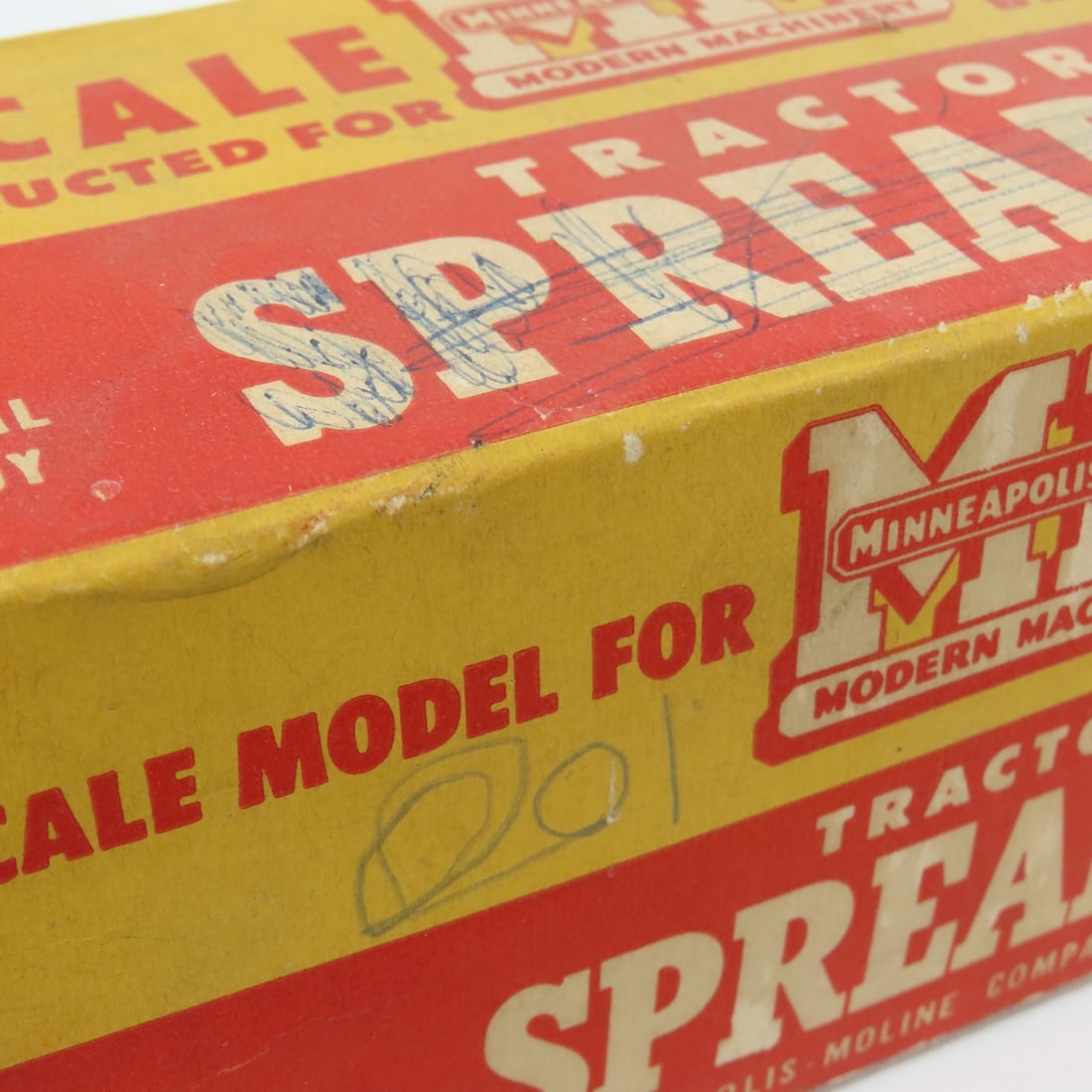 Minneapolis- Moline Tractor Spreader 9834 - 19