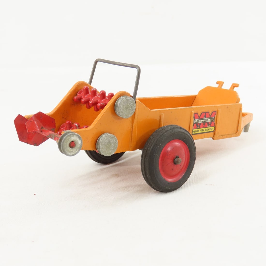 Minneapolis- Moline Tractor Spreader 9834 - 6