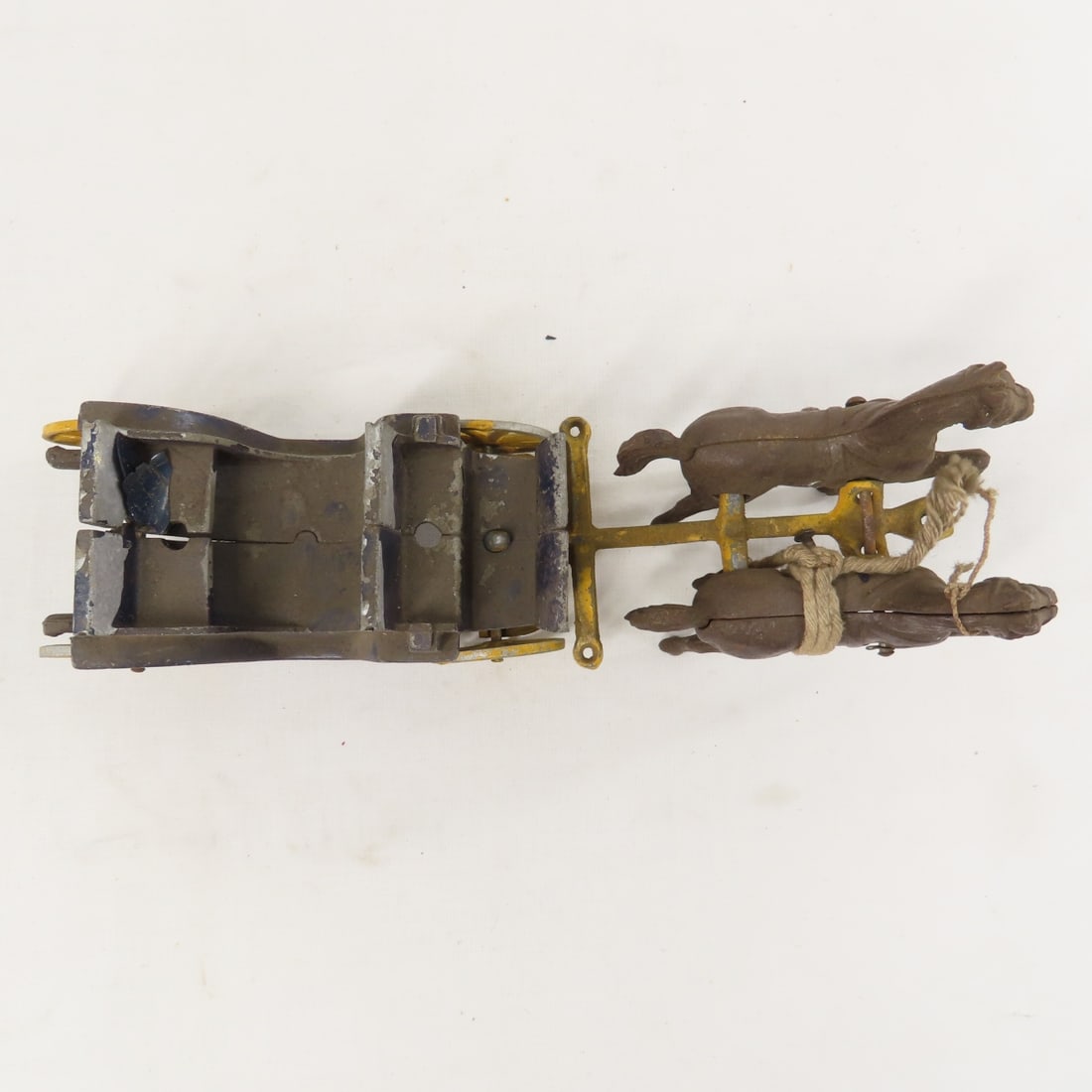 Stanley Toys Cast Metal Horse & Carriage - 10