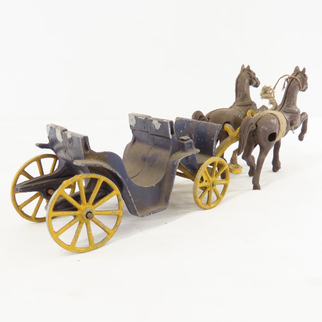 Stanley Toys Cast Metal Horse & Carriage - 6