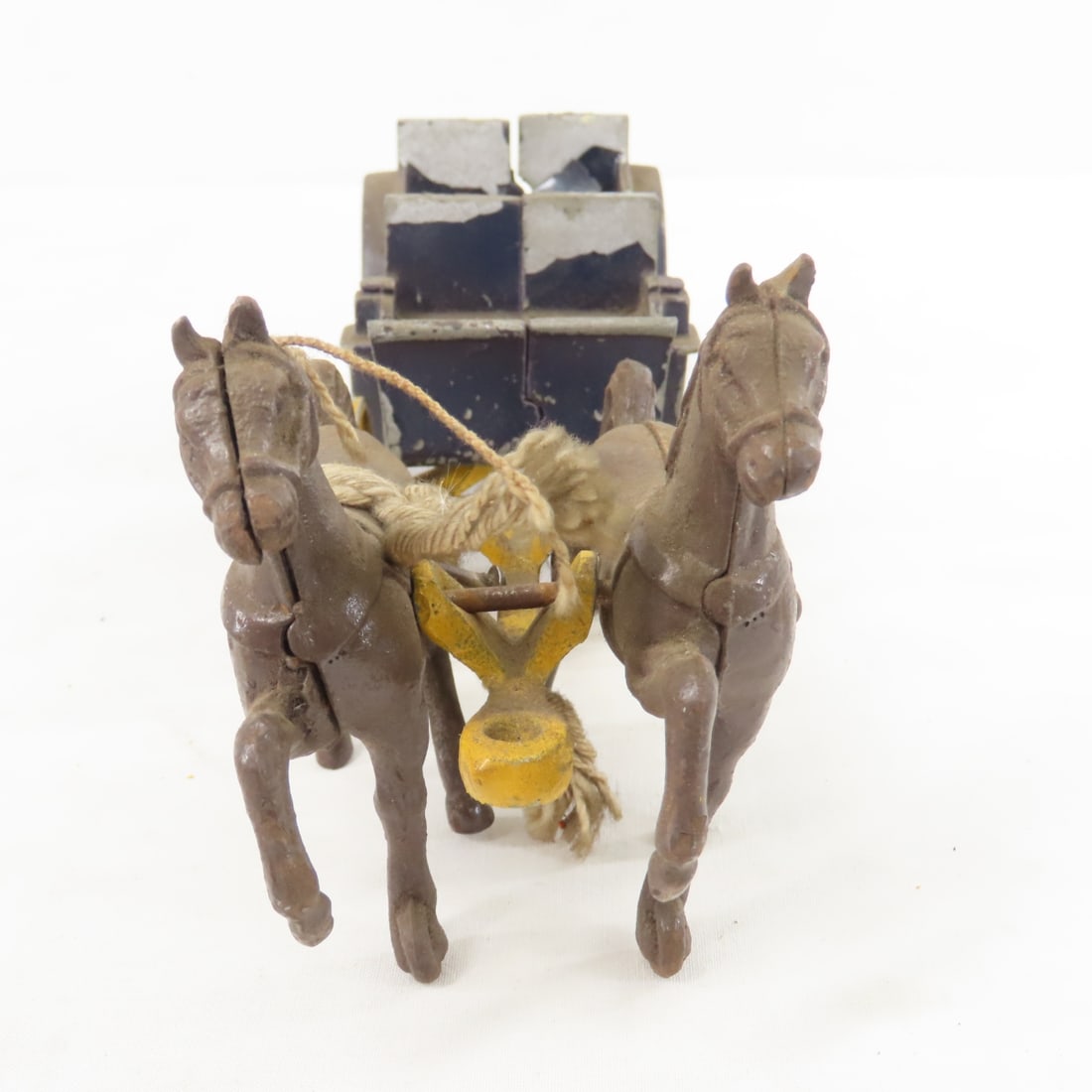 Stanley Toys Cast Metal Horse & Carriage - 9