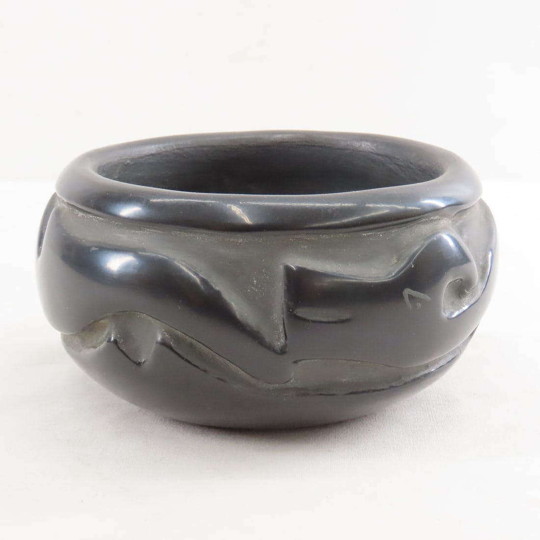 Margaret Tafoya Carved Pottery Blackware Bowl - 3