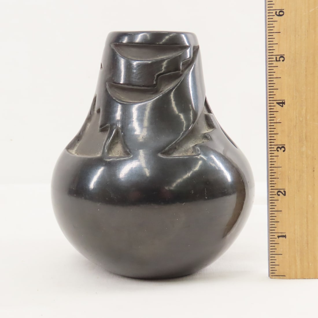 Flora & Glenda Naranjo Carved Blackware Vase - 4