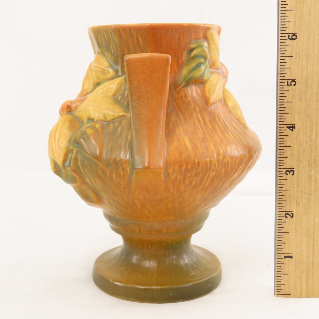 Roseville Columbine, Freesia & Clematis Vases - 13