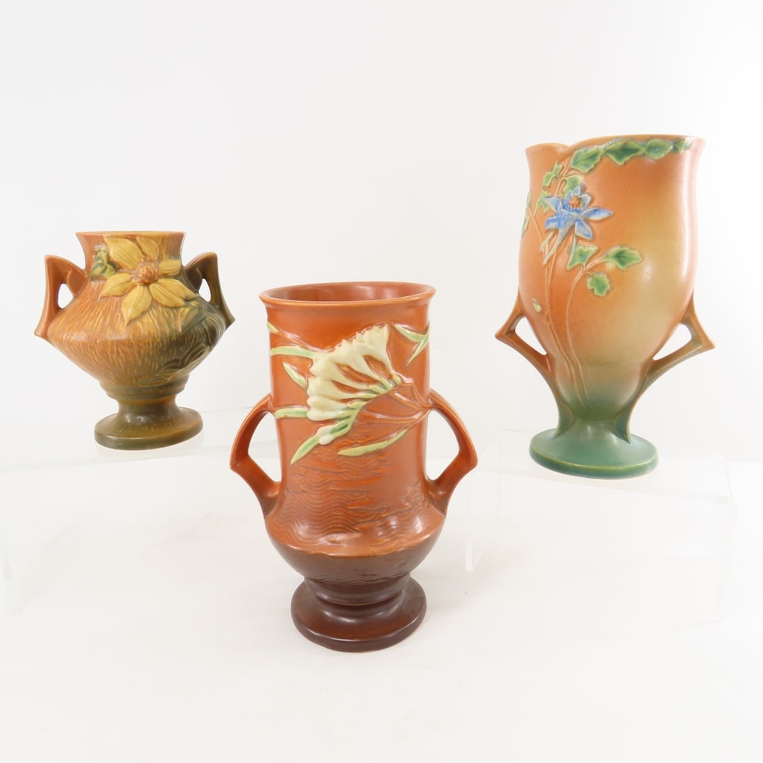 Roseville Columbine, Freesia & Clematis Vases (1 of 16)