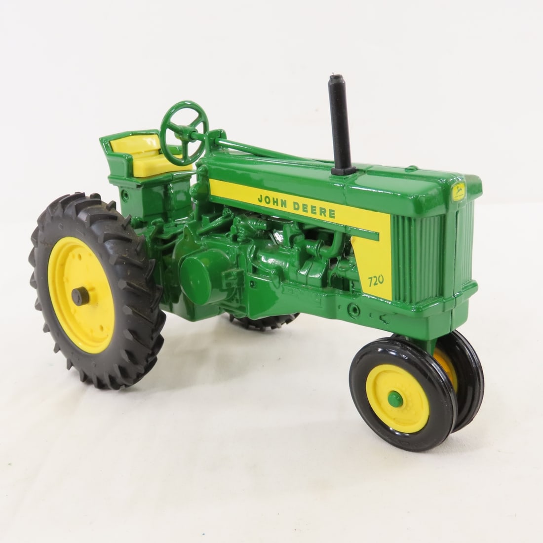 2000 Mich. FFA Foundation John Deere 720 Tractor - 2