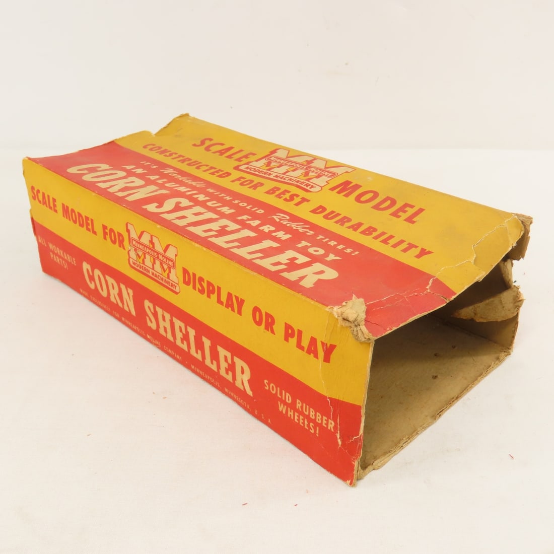 Minneapolis-Moline Corn Sheller - 17