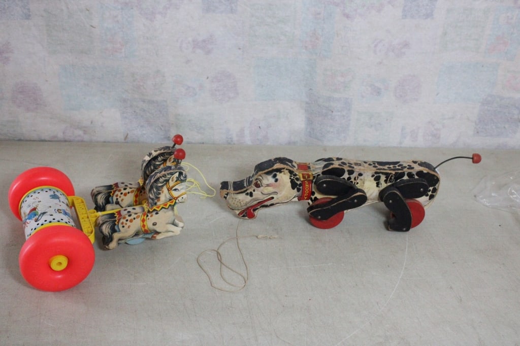 2 Fisher Price Pull Toys Snoopy & Chime Ponies (1 of 14)