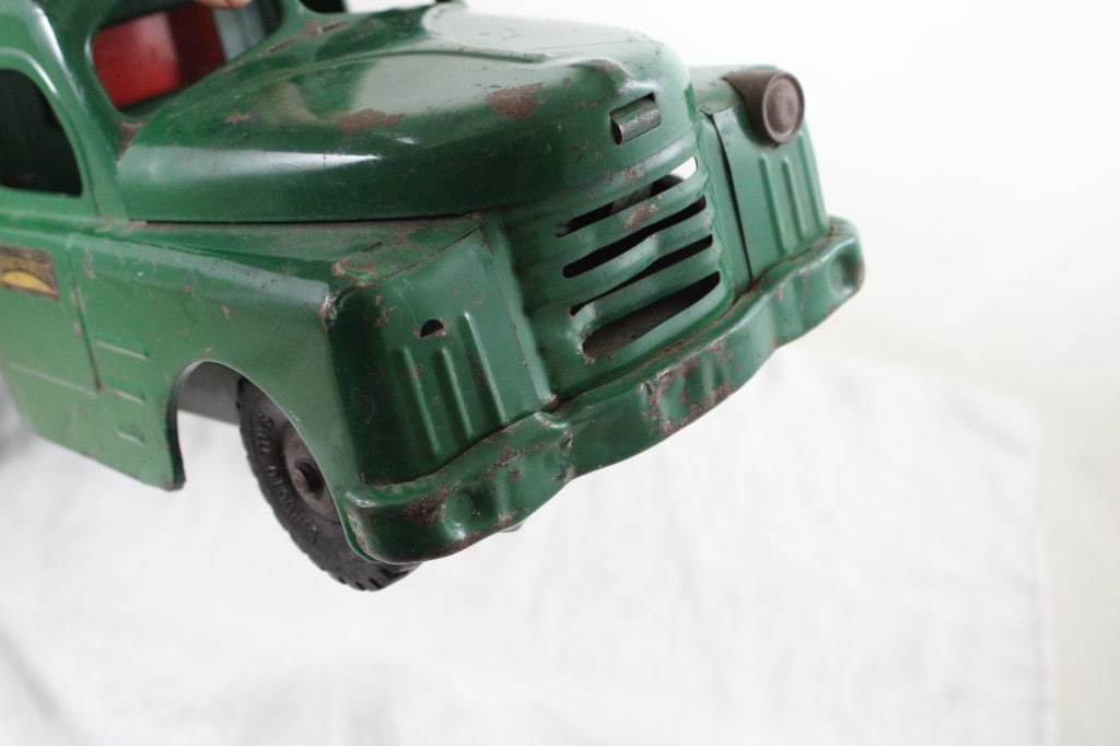 1950's Structo Hydraulically Operated Dump Truck - 2