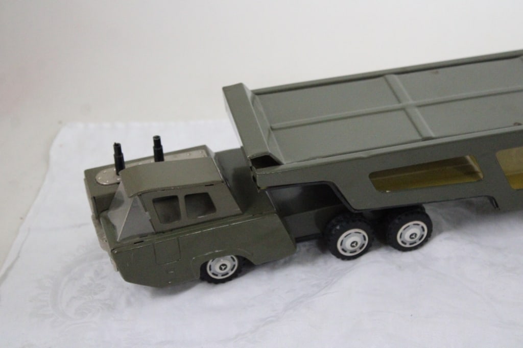Military Tin Friction Car Carrier Hauler Japan - 6