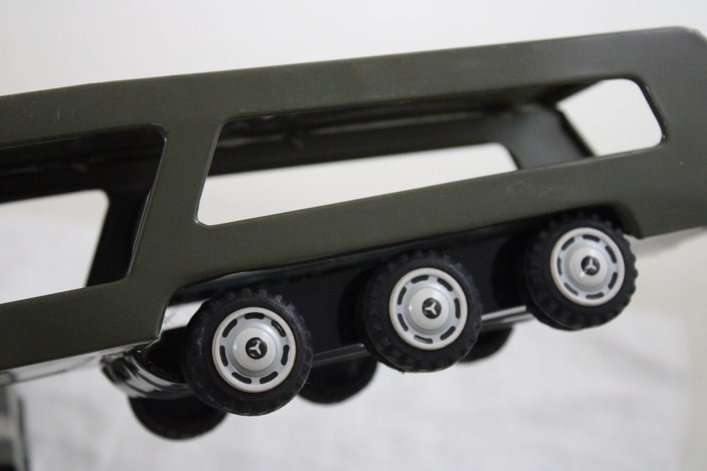 Military Tin Friction Car Carrier Hauler Japan - 8