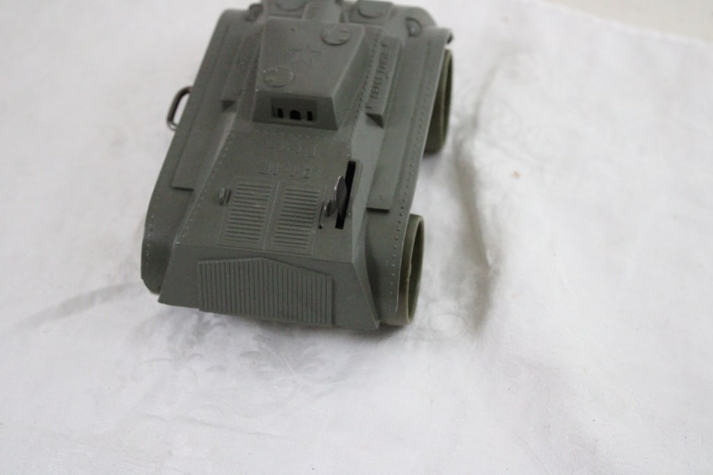 2 Marx Wind Up Military Tanks 1960's Tin Litho - 12